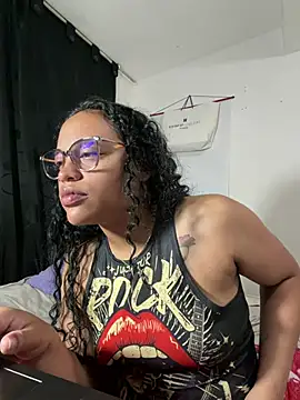 Snapshot of angela_angels_ chatting on 05-25-26, 10:36 angela angels online show from 05-25-26, 10:36