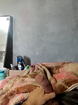 Juliano69xv online show from 11-27-25, 01:33