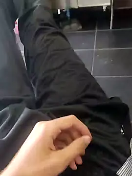 Juliano69xv online show from 10-27-25, 06:09