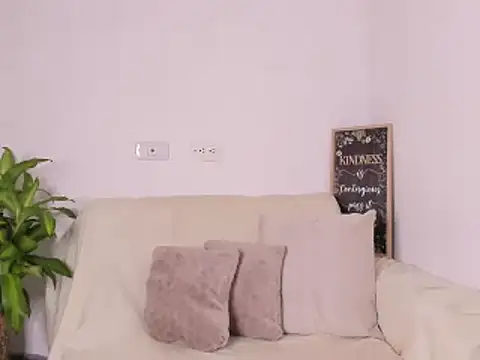 lulu rrussell online show from 01-28-25, 03:04