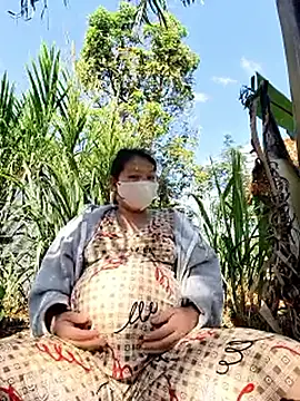 Betty20zx online show from 12-21-25, 07:10