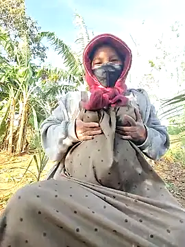 Betty20zx online show from 12-23-25, 01:16