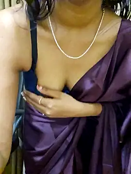 Tanisha789 online show from 04-11-26, 08:23