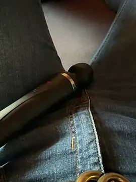 Ana-05 online show from 02-17-25, 04:06