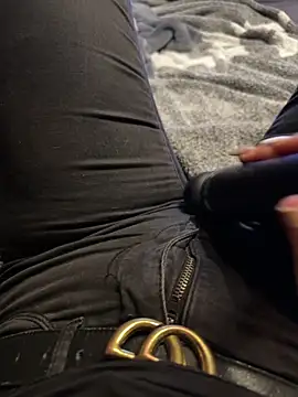 Ana-05 online show from 11-17-25, 06:34