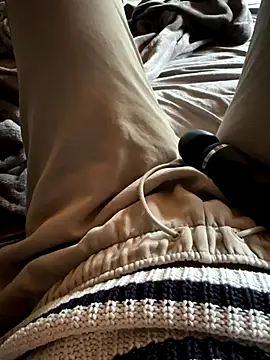 Ana-05 online show from 10-12-25, 10:27