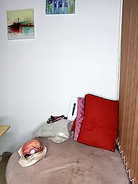 carolayrosse online show from 11-12-25, 01:43