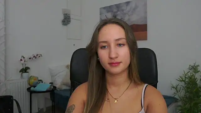 magic   smile online show from 01-04-25, 08:06