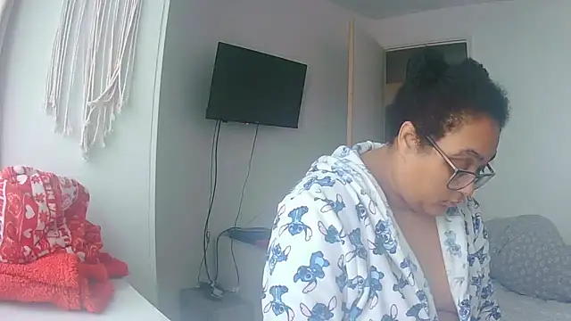 vanilla chocolate23 online show from 02-16-26, 11:42