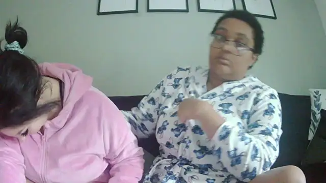 vanilla chocolate23 online show from 09-26-25, 09:16