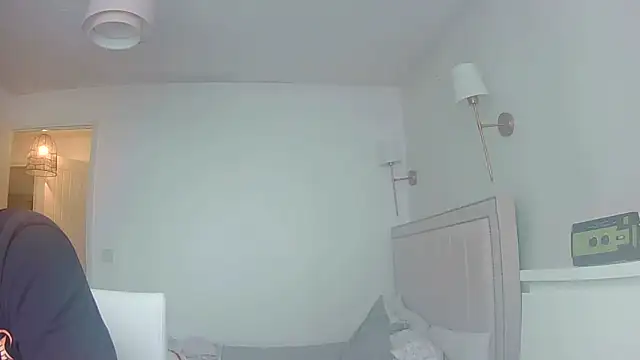 vanilla chocolate23 online show from 04-17-26, 12:52