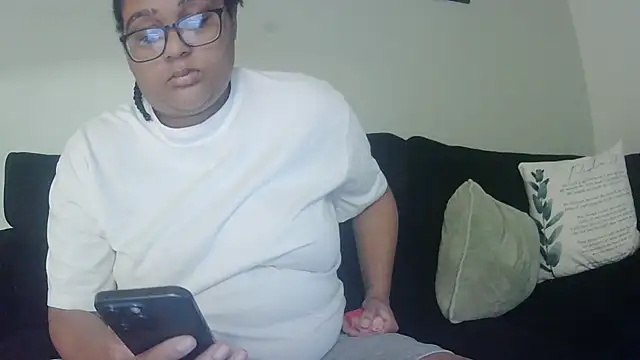 vanilla chocolate23 online show from 10-10-25, 06:36