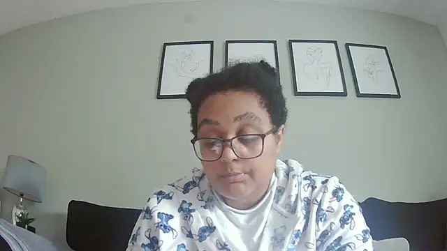 vanilla chocolate23 online show from 10-18-25, 10:17