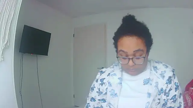 vanilla chocolate23 online show from 01-11-26, 11:28