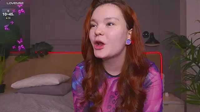 Snapshot of EnnySunrise chatting on 02-26-25, 01:54 EnnySunrise online show from 02-26-25, 01:54