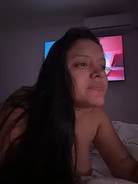 kenndall 21 online show from 02-17-26, 03:37