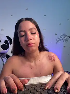 IamSteph13 online show from 06-16-26, 05:18
