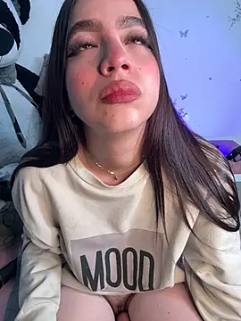 IamSteph13 online show from 07-10-26, 04:34