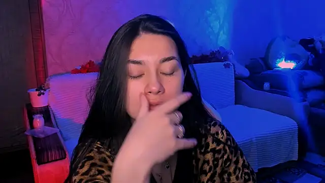 Swee Alicee online show from 02-11-26, 07:25