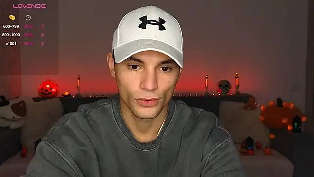 denlover1 online show from 10-17-25, 06:39