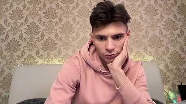 denlover1 online show from 02-18-25, 12:28