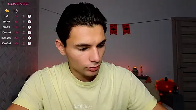 denlover1 online show from 10-15-25, 06:44