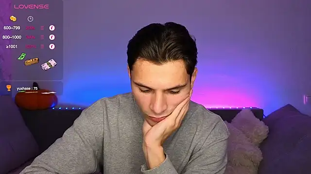 denlover1 online show from 10-08-25, 11:45