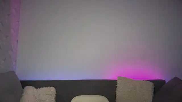 denlover1 online show from 09-18-25, 08:39