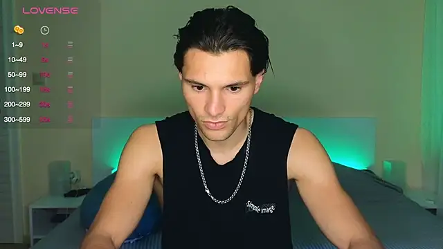 denlover1 online show from 05-01-26, 01:27