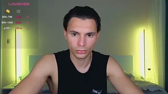 denlover1 online show from 05-08-26, 12:09