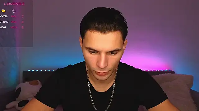 denlover1 online show from 11-04-25, 07:56