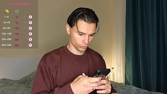 denlover1 online show from 04-24-26, 06:15