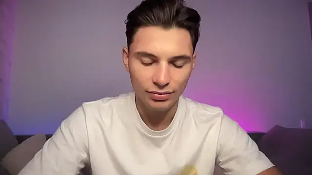 denlover1 online show from 09-14-25, 06:36