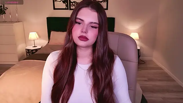 AdeliaKiss online show from 06-06-26, 04:07