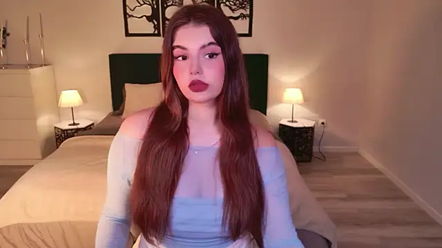 AdeliaKiss online show from 06-17-26, 04:45