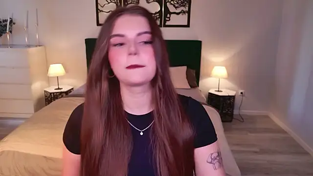 AdeliaKiss online show from 06-19-26, 04:40