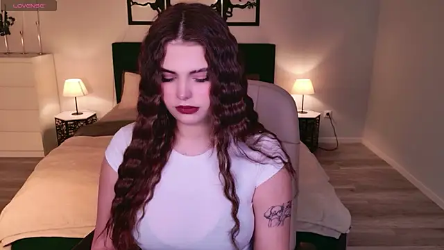AdeliaKiss online show from 06-01-26, 03:18