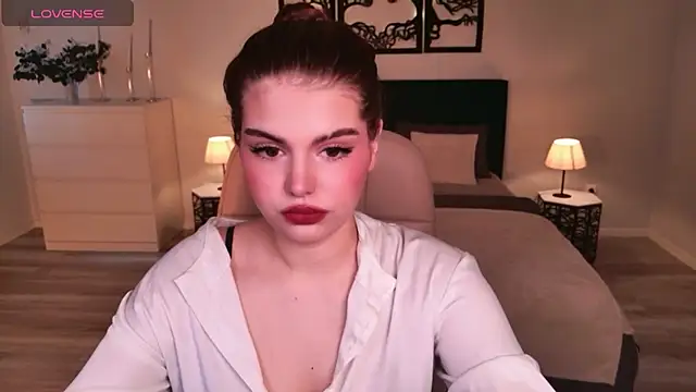 AdeliaKiss online show from 03-31-26, 04:47