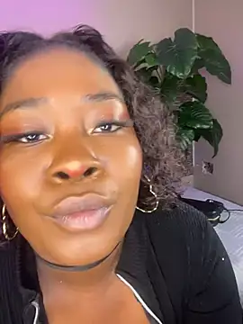 zoe 23  online show from 05-23-26, 11:09