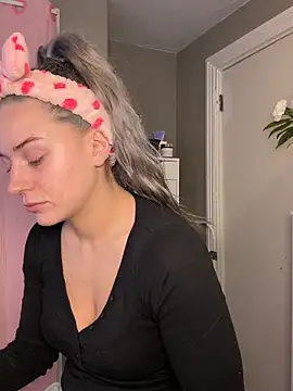 lexybabyxo online show from 02-18-26, 03:19