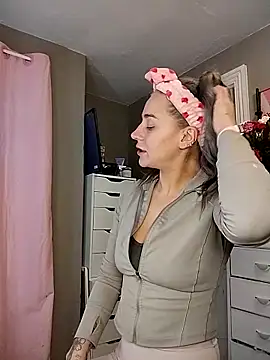 lexybabyxo online show from 02-19-26, 12:24