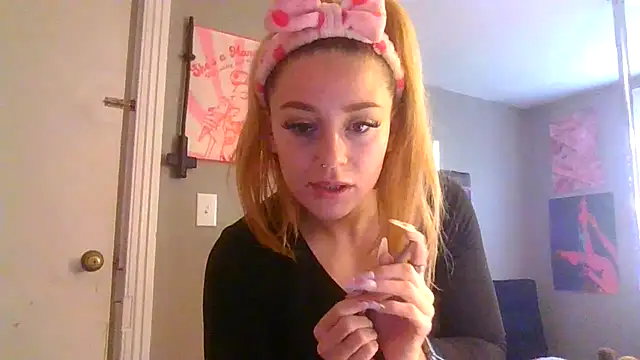 lexybabyxo online show from 12-15-25, 12:55