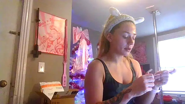 lexybabyxo online show from 12-22-25, 12:49