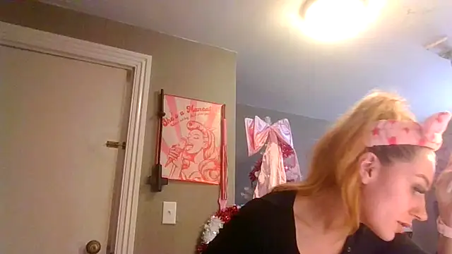 lexybabyxo online show from 12-18-25, 01:15