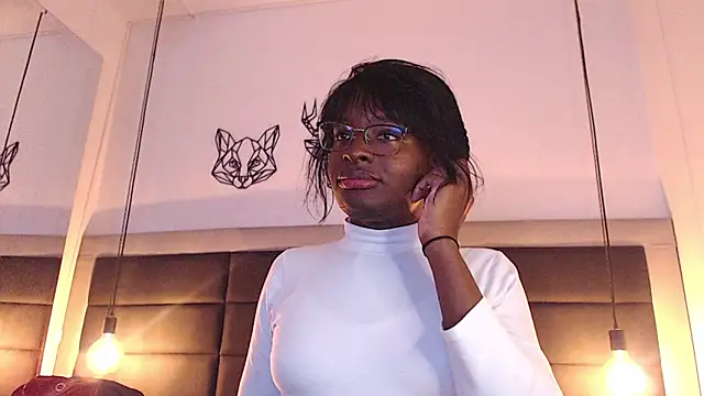 candy lovee69 online show from 02-16-26, 06:28