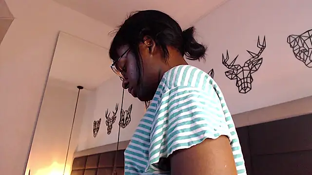 candy lovee69 online show from 03-14-25, 09:00