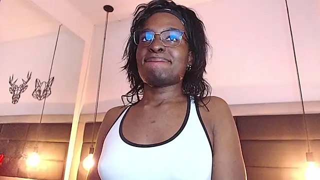 candy lovee69 online show from 11-05-25, 10:24