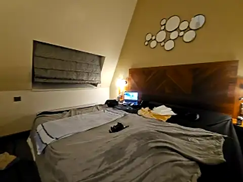 manforhotfun online show from 02-12-26, 03:06