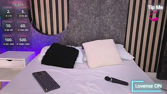 miss10 antonella online show from 11-30-25, 11:55