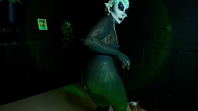 sahra taylor  online show from 11-29-25, 05:57